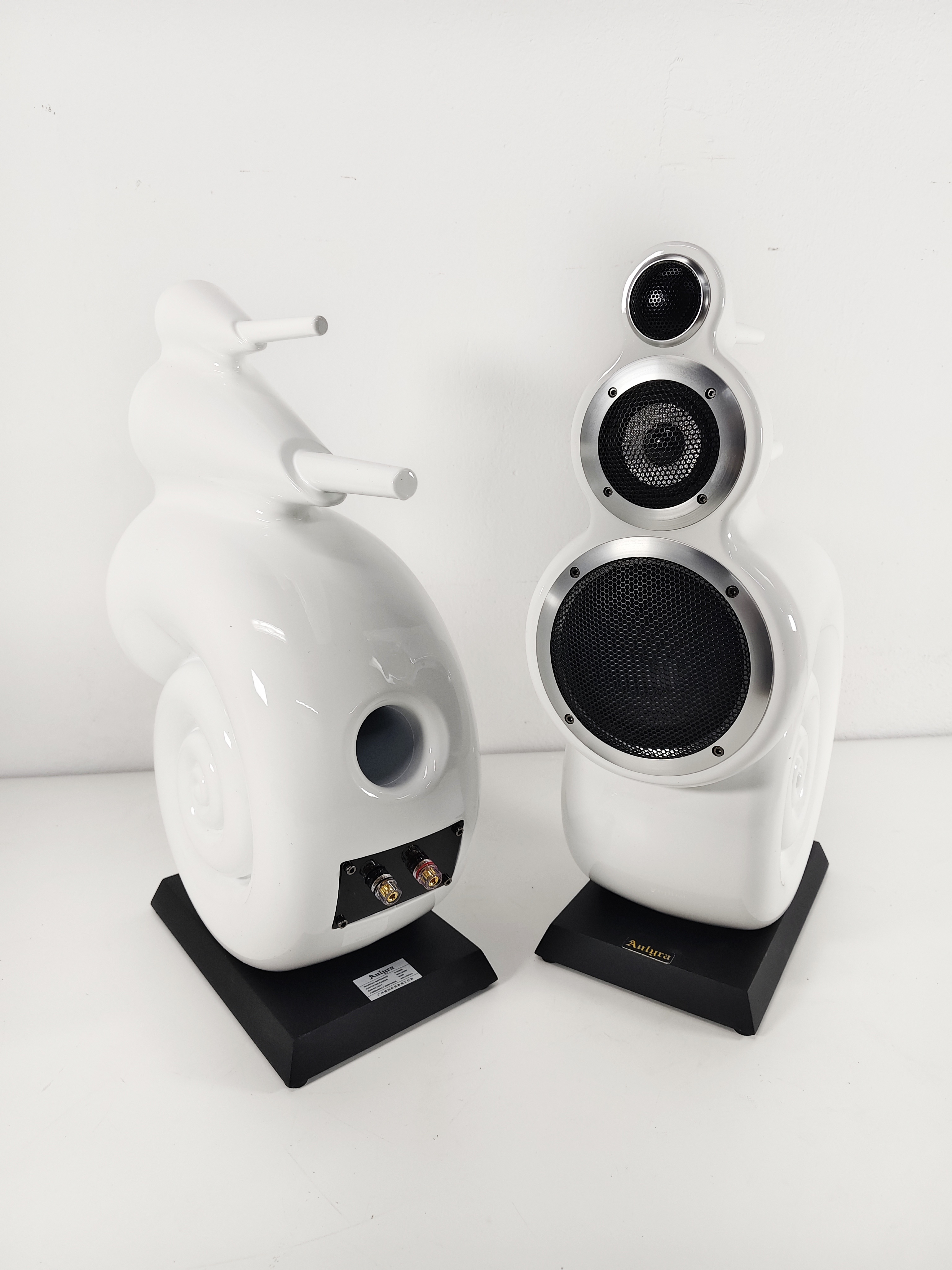 altavoz sonido caracola nautilus fibra blanco 49.2x18x28 1 pareja